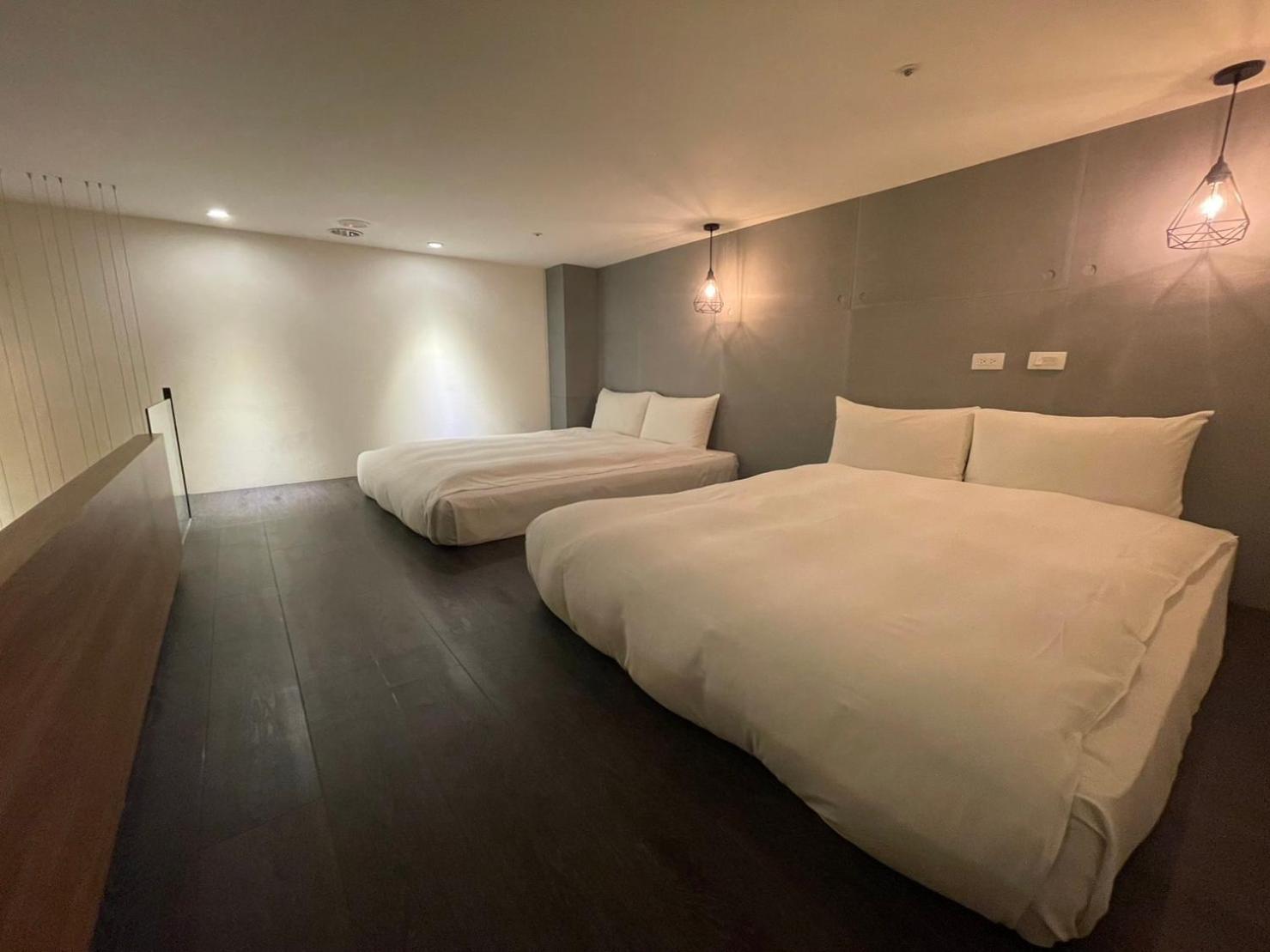 Ningcui Business Hotel Тайчжун Екстер'єр фото