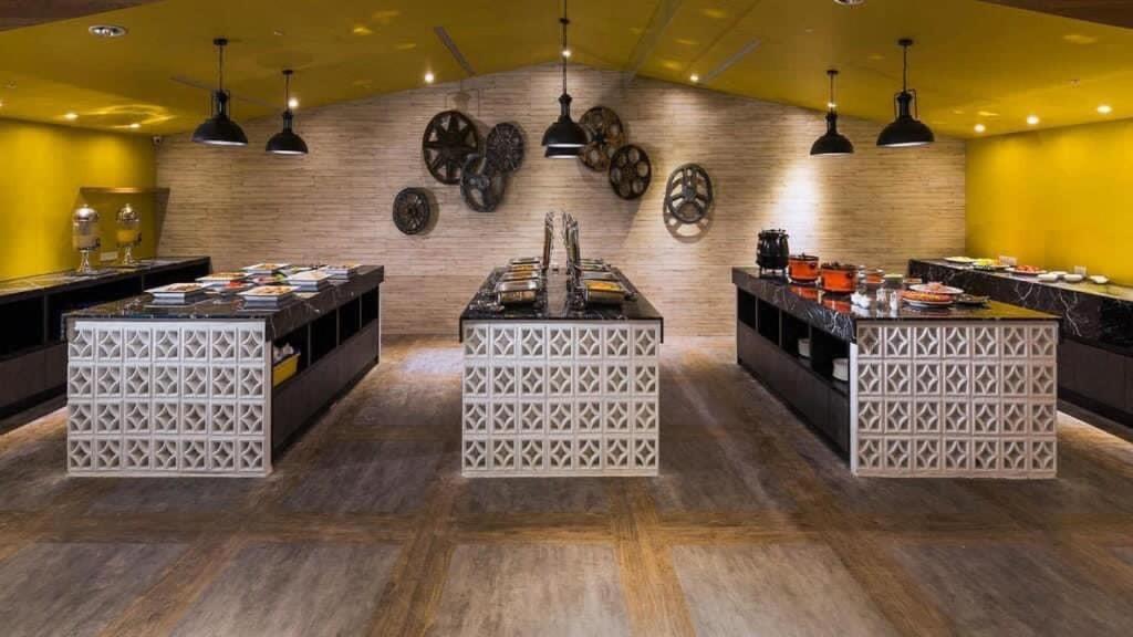 Ningcui Business Hotel Тайчжун Екстер'єр фото