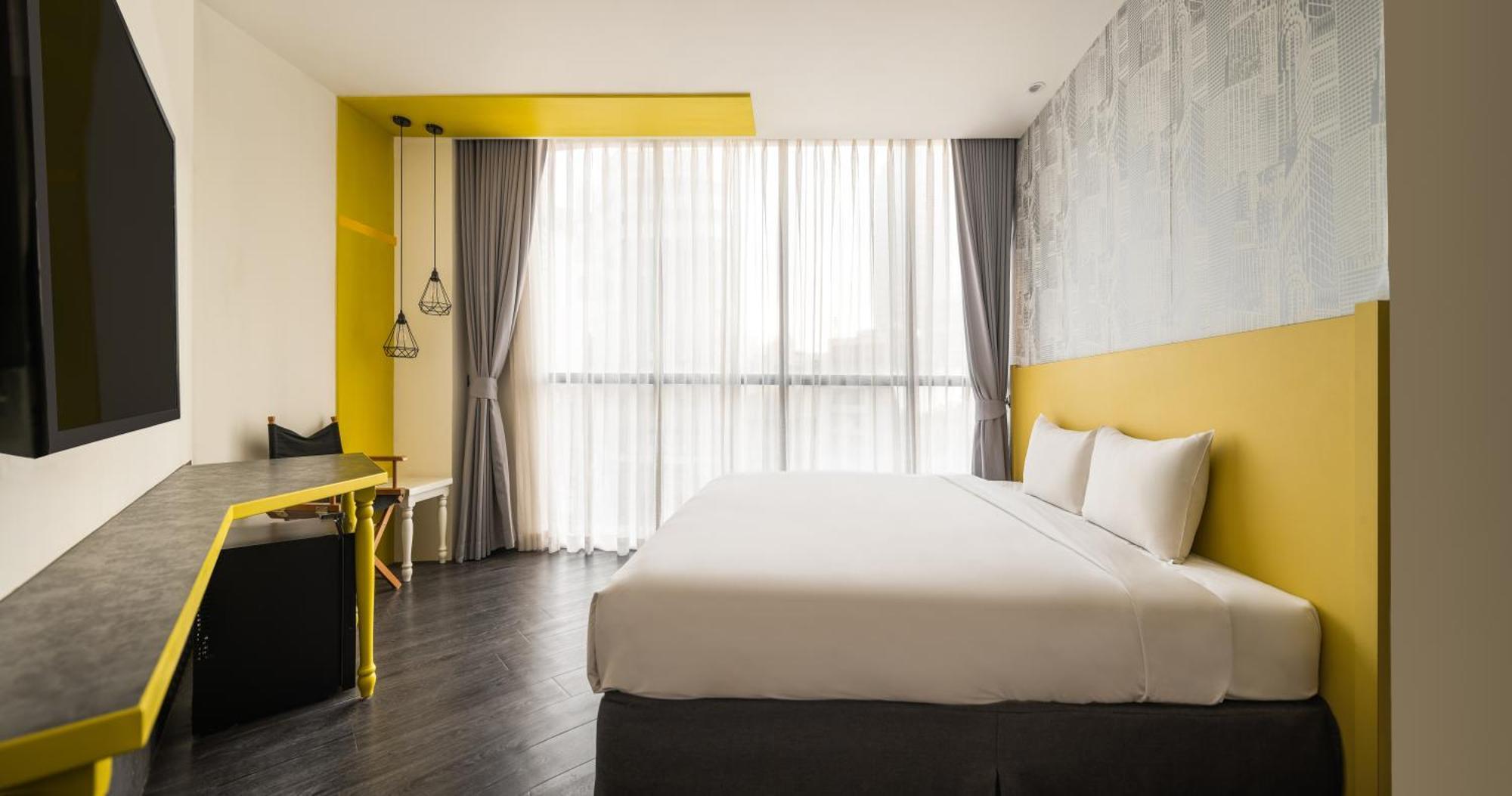 Ningcui Business Hotel Тайчжун Екстер'єр фото