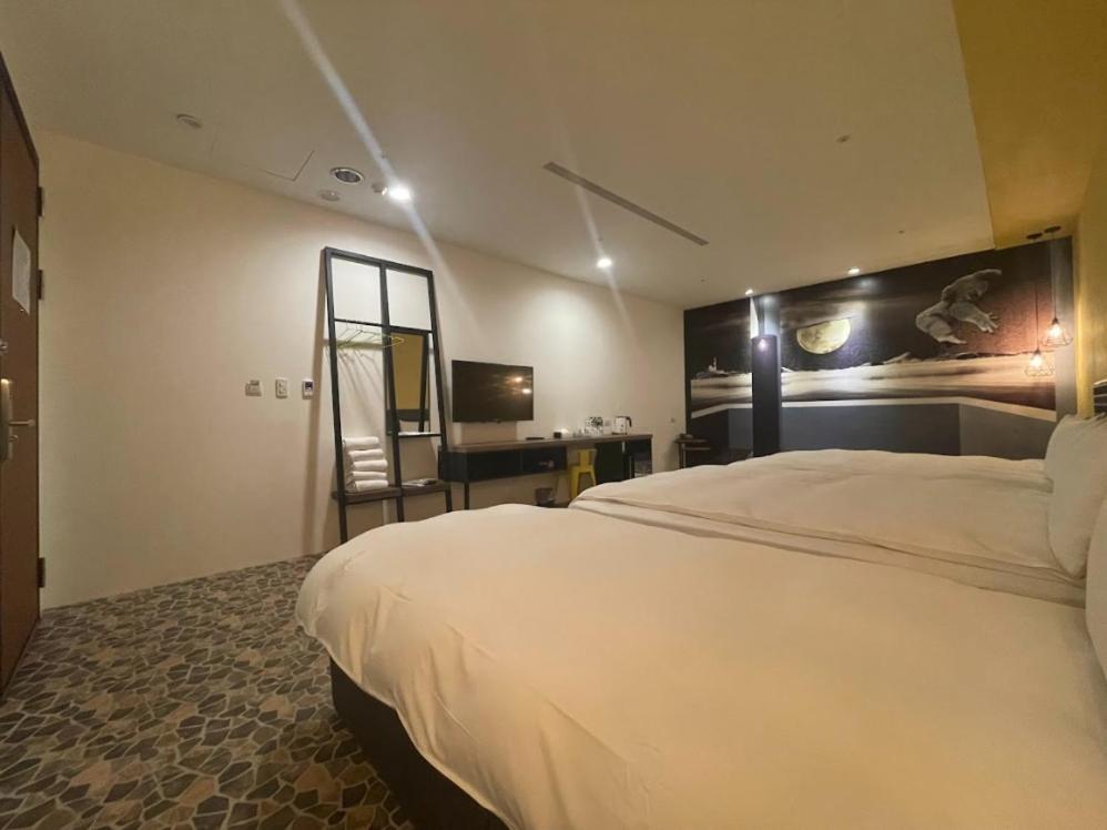 Ningcui Business Hotel Тайчжун Номер фото